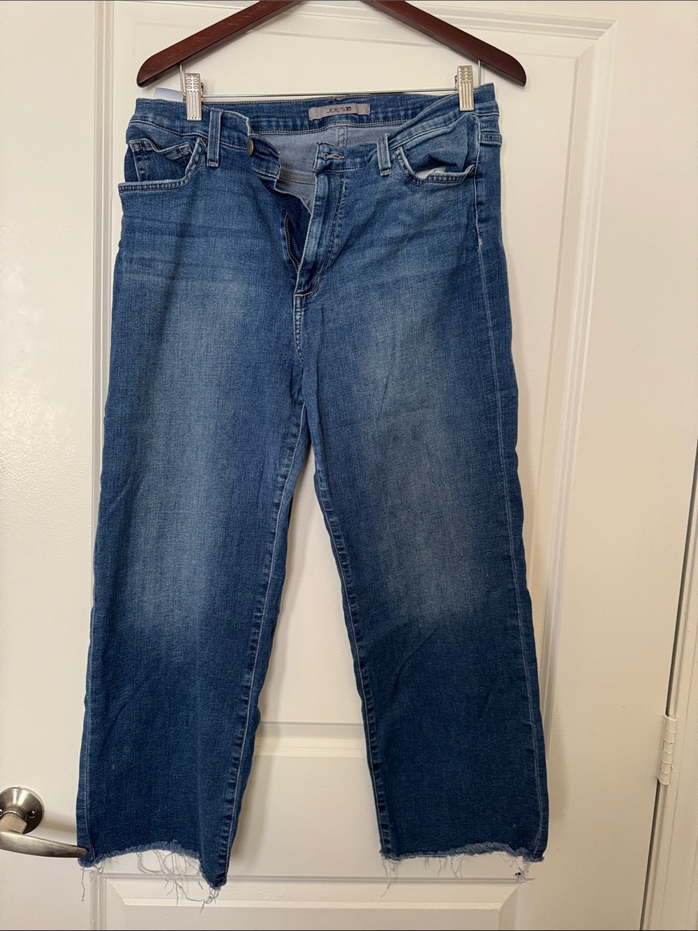 Joes Blue Straight-Leg crop ankle Jeans